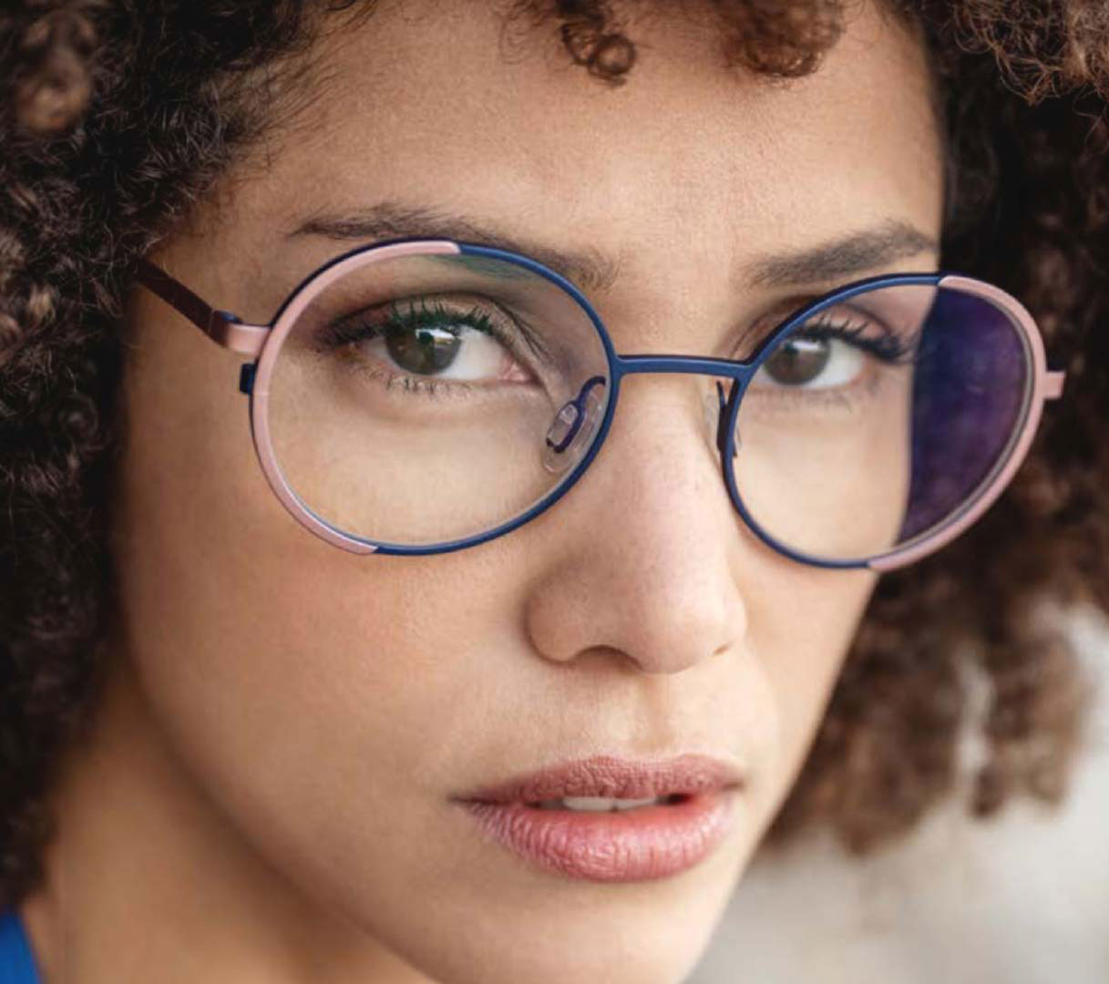 Brillen für perfektes Sehen und gutes Aussehen. Kontaktlinsen, die unsichtbare Brillenalternative. Umfangreicher Service rund um die Brille. Willkommen bei der Truderinger Sehhaus Betriebs GmbH.